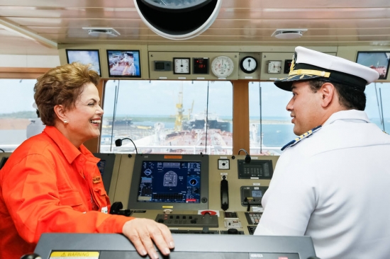 Dilma Rousseff participa de inauguração do navio André Rebouças em Ipojuca, Pernambuco.